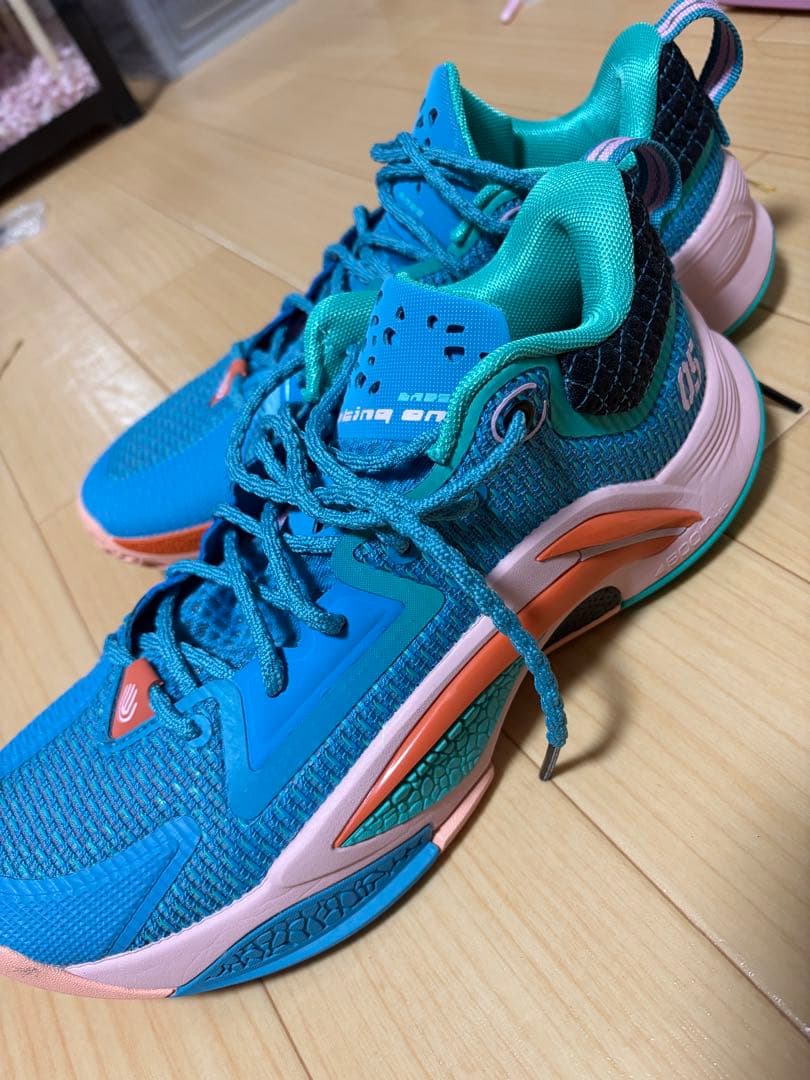 新品リーニン　バッシュ