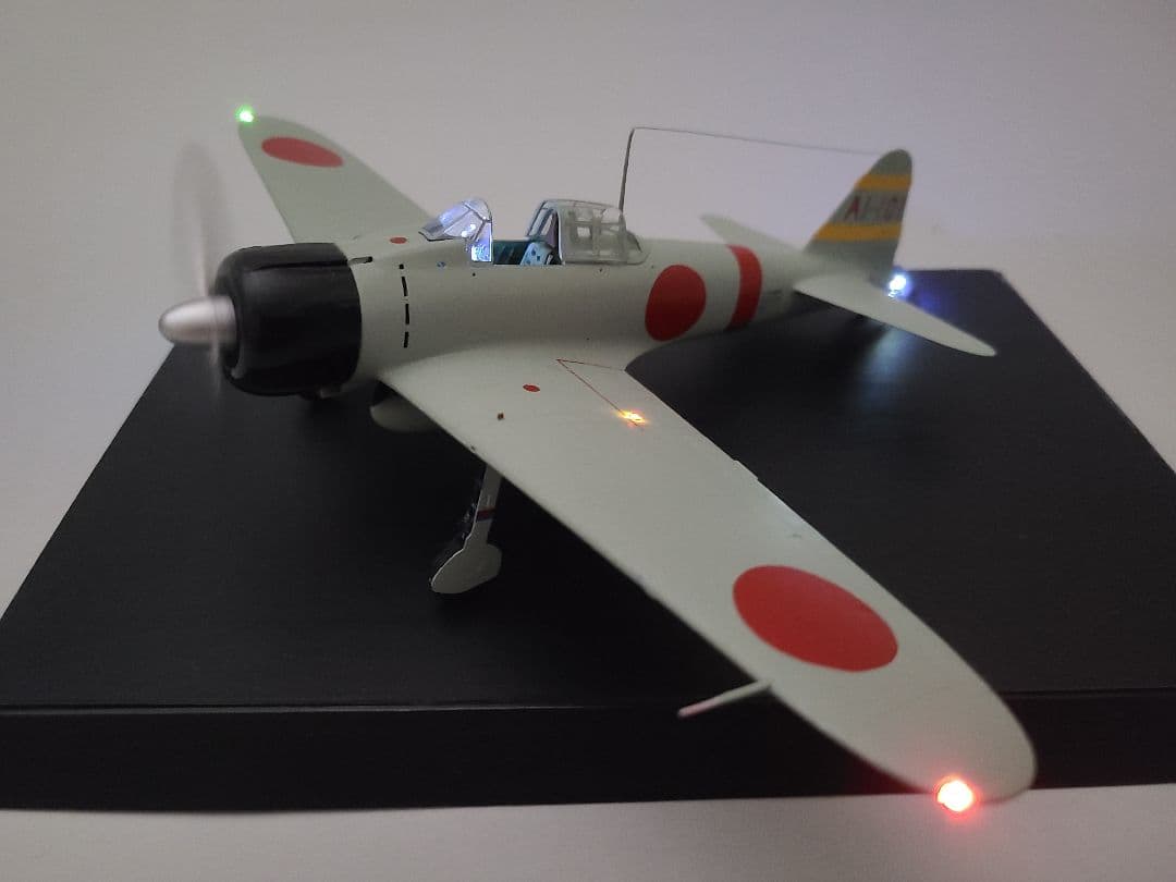 日本海軍 零式艦上戦闘機21型 空母赤城搭載機 リアルモーターライズ完成品