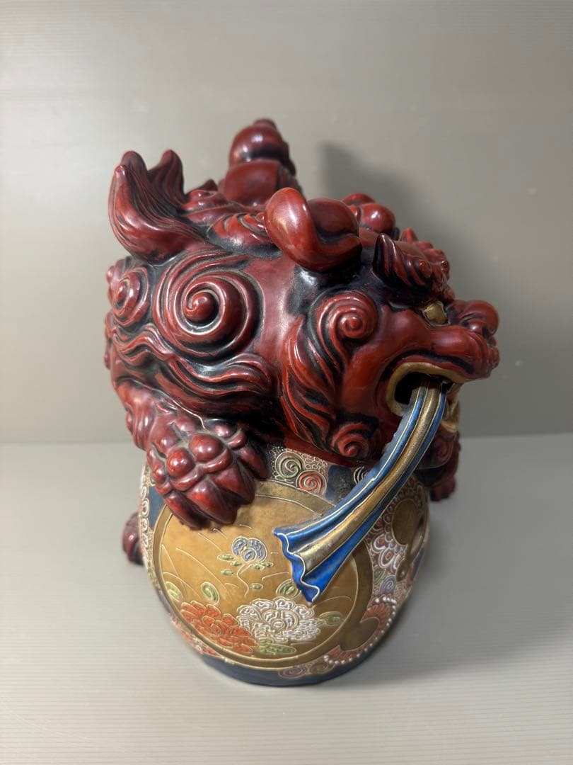 2360 九谷焼　獅子　置物　赤獅子　縁起物　魔除け