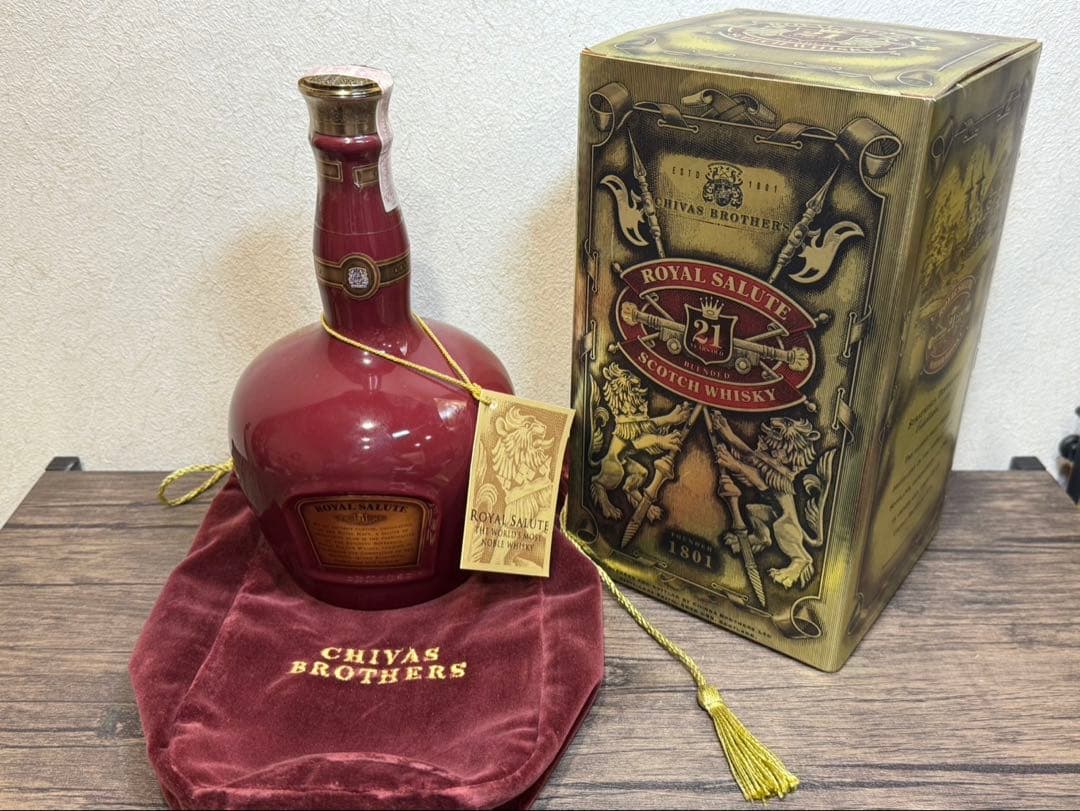 【未開封】シーバスブラザーズSalute21年 ロイヤルサルート 古酒