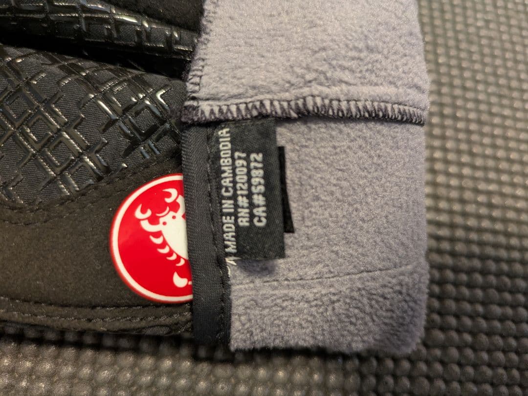 カステリ冬用グローブMサイズ 黒