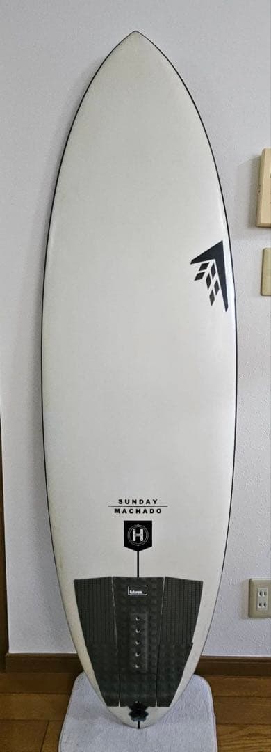 5’6 SUNDAY MACHADO ショートボード　Firewire