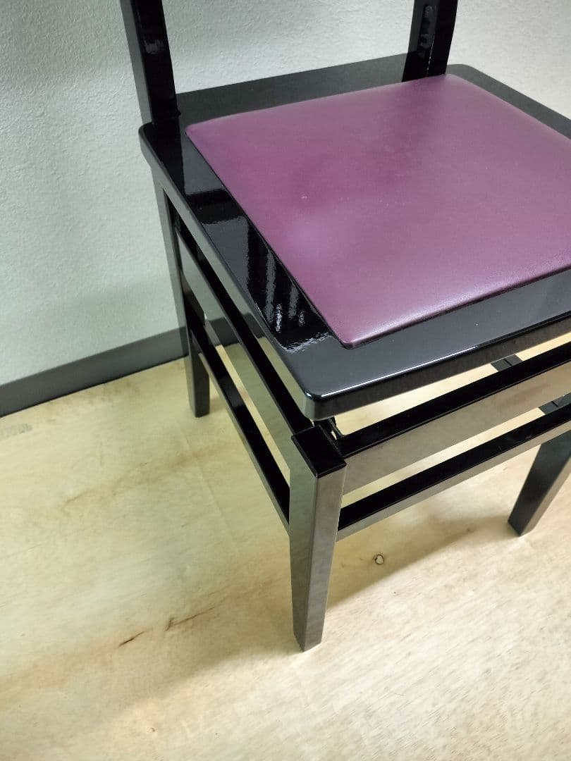 トムソン椅子　peacock 吉澤