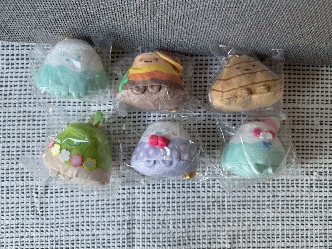 すみっコぐらし 金龍 赤龍 セット+ やま 10周年記念 POP UP海外限定