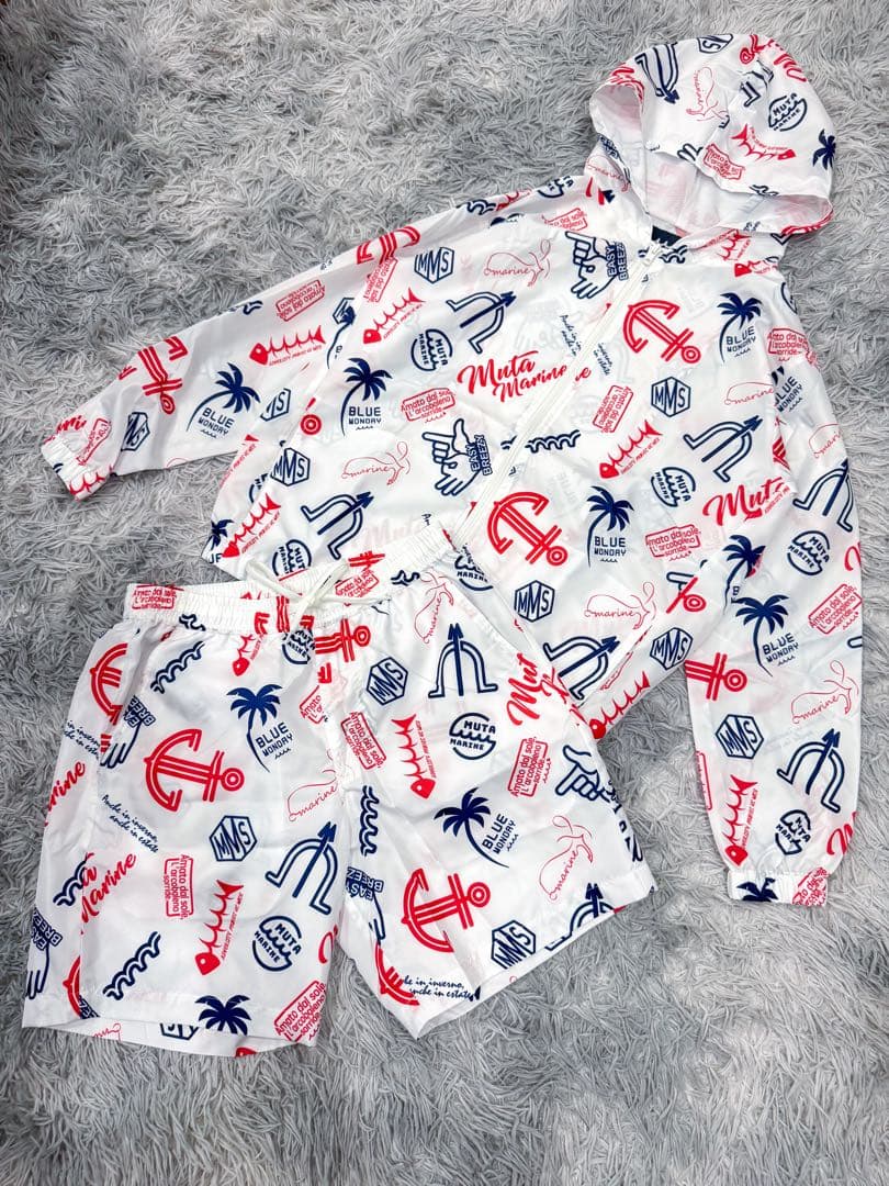 muta MARINE ランダムロゴ セットアップ