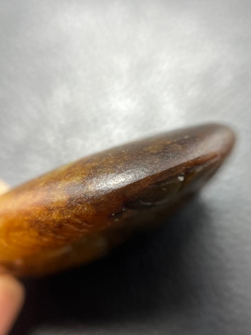 本物！貴重な手彫り和田玉ペンダント★籽料証明書つき