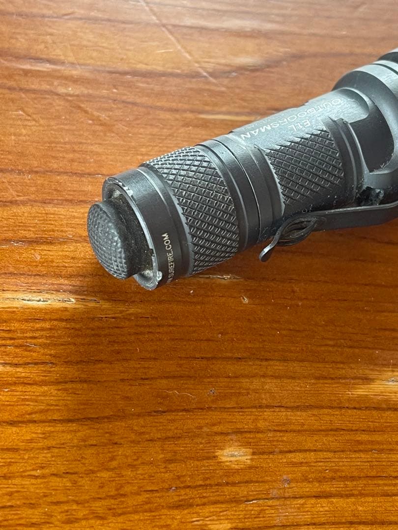SUREFIRE アウトドアーズマン、中古