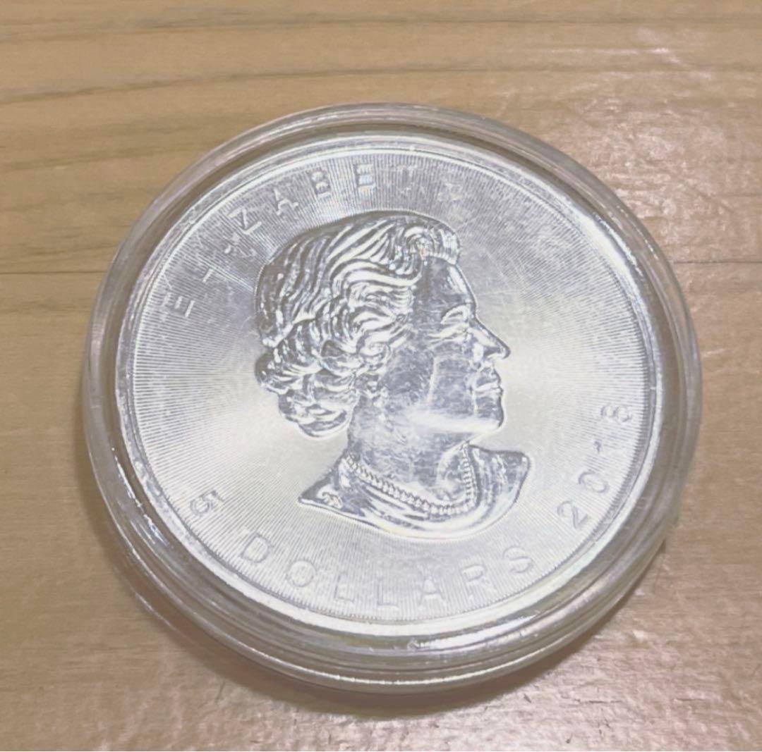 メイプルリーフ硬貨カナダ 1オンス 銀貨 2018年 純銀エリザベス女王陛下記念