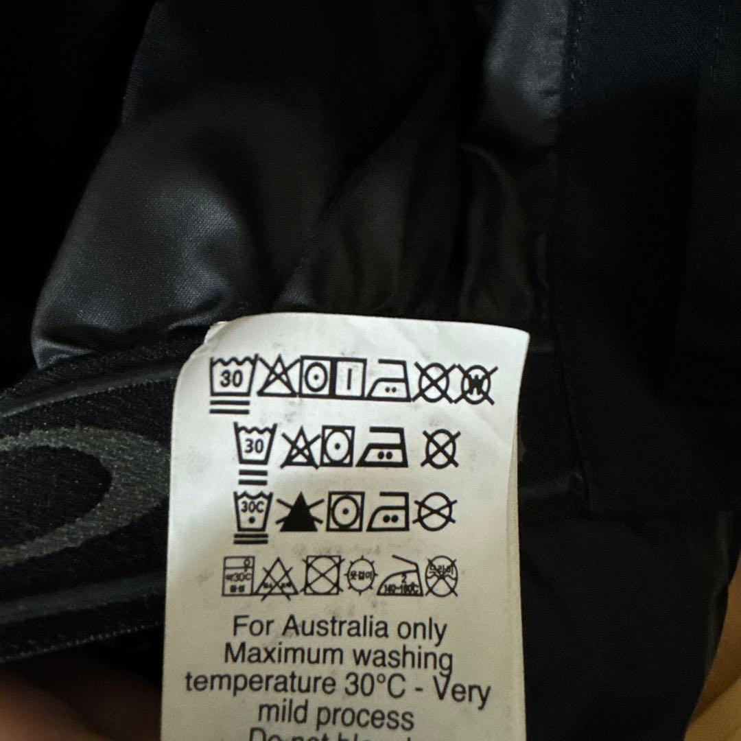 Oakley オークリーブラック スキーウェア フード付きゴアテックス