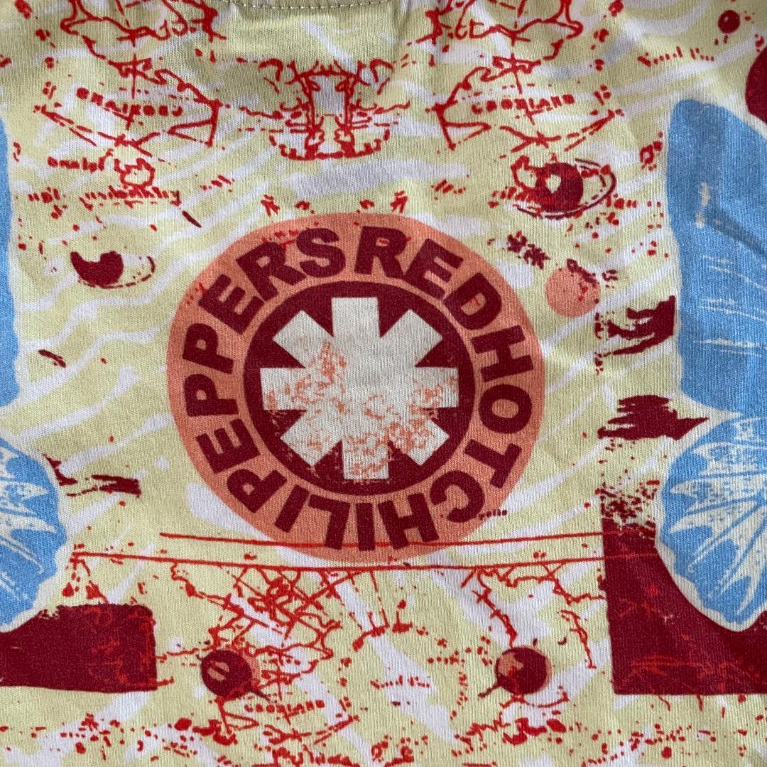 RED HOT CHILI PEPPERS UNLIMITED Tシャツ