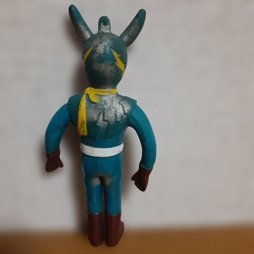 イナズマン　ソフビ　ペンダント　ポピー