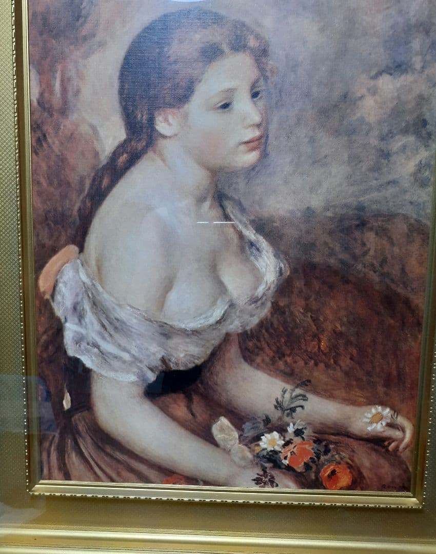 ルノワール「ヒナギクを持つ少女」