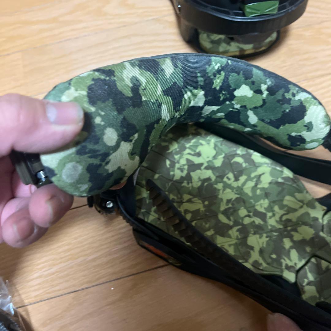 美品　SALOMON カモ柄　Sサイズ