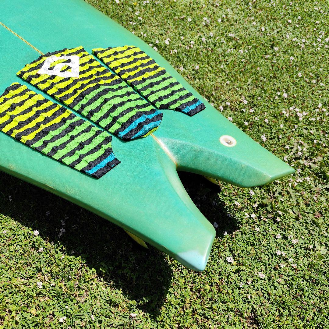 訳あり 変態ボード クアッド フィッシュ クワガタ ボードケース フィン付き