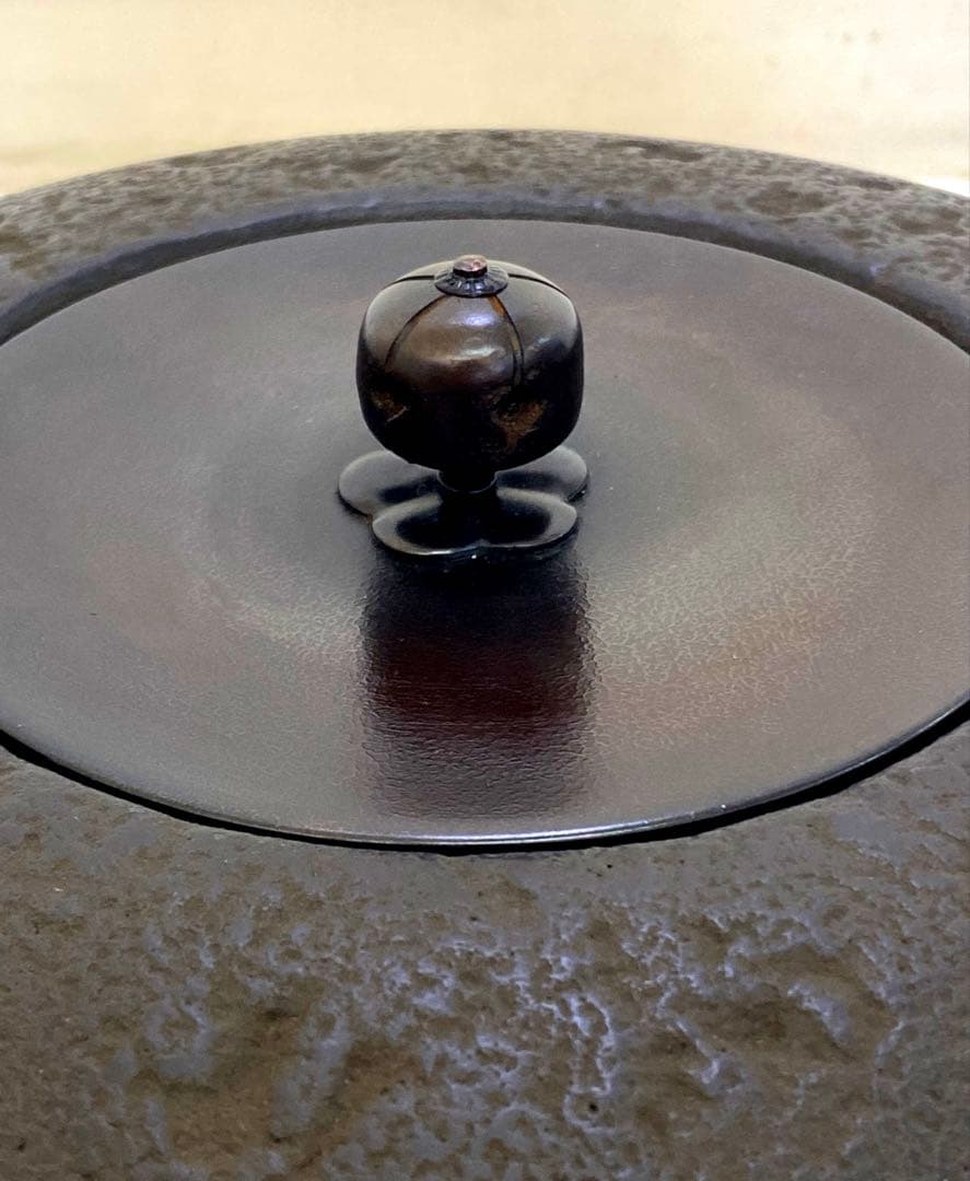 美品 茶道具 あじろ鉄 炉釜 焼抜炉用釜 置炉釜 姥口刷毛目釜