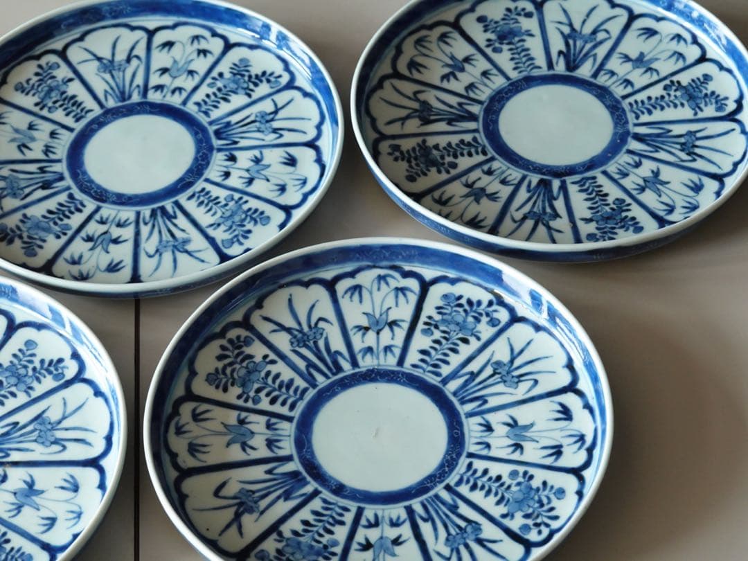 江戸時代　中期　古伊万里　染付　墨弾き　草花文　皿　6客　リム皿　七寸皿　中皿