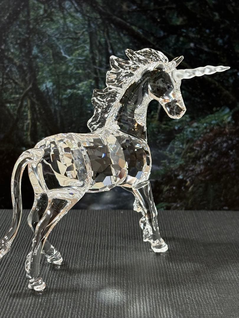 スワロフスキー【僕　凛々しいでしょ？】ユニコーン