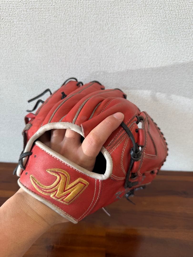 メジャーステージ　硬式　ピッチャー用グローブ 右手用