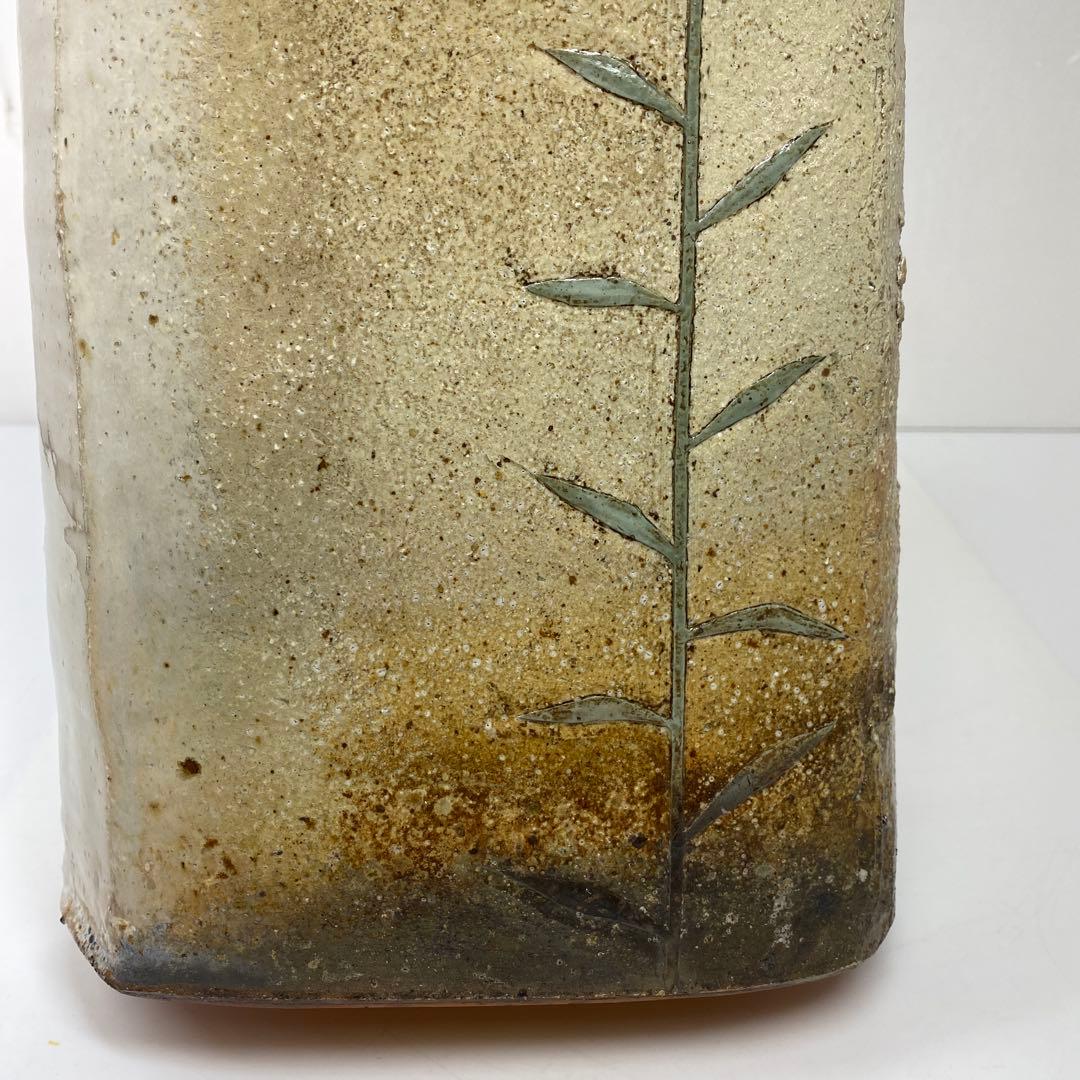 専用美品　十五代　坂倉新兵衛　百合の絵萩灰被花器共箱トトオ東さ7-0216☆2F