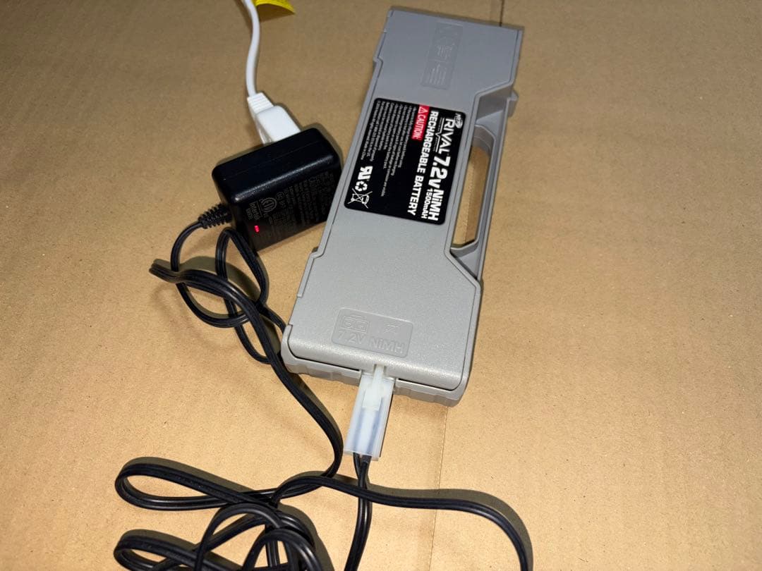 ナーフ　ライバルシリーズ　ヘラ　バッテリー・ドットサイト・マガジンセット