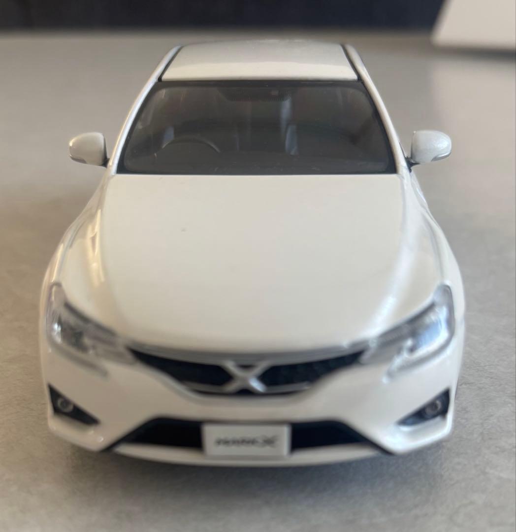 MARK X ホワイトパールクリスタルシャイン　カラーサンプル非売品