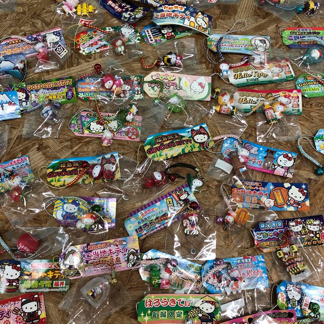 M4499 ハローキティ ご当地限定根付ストラップ まとめ売り（140個以上）