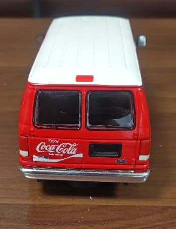 JL ジョニーライトニング フォード E-250 バン コカコーラ 1/24