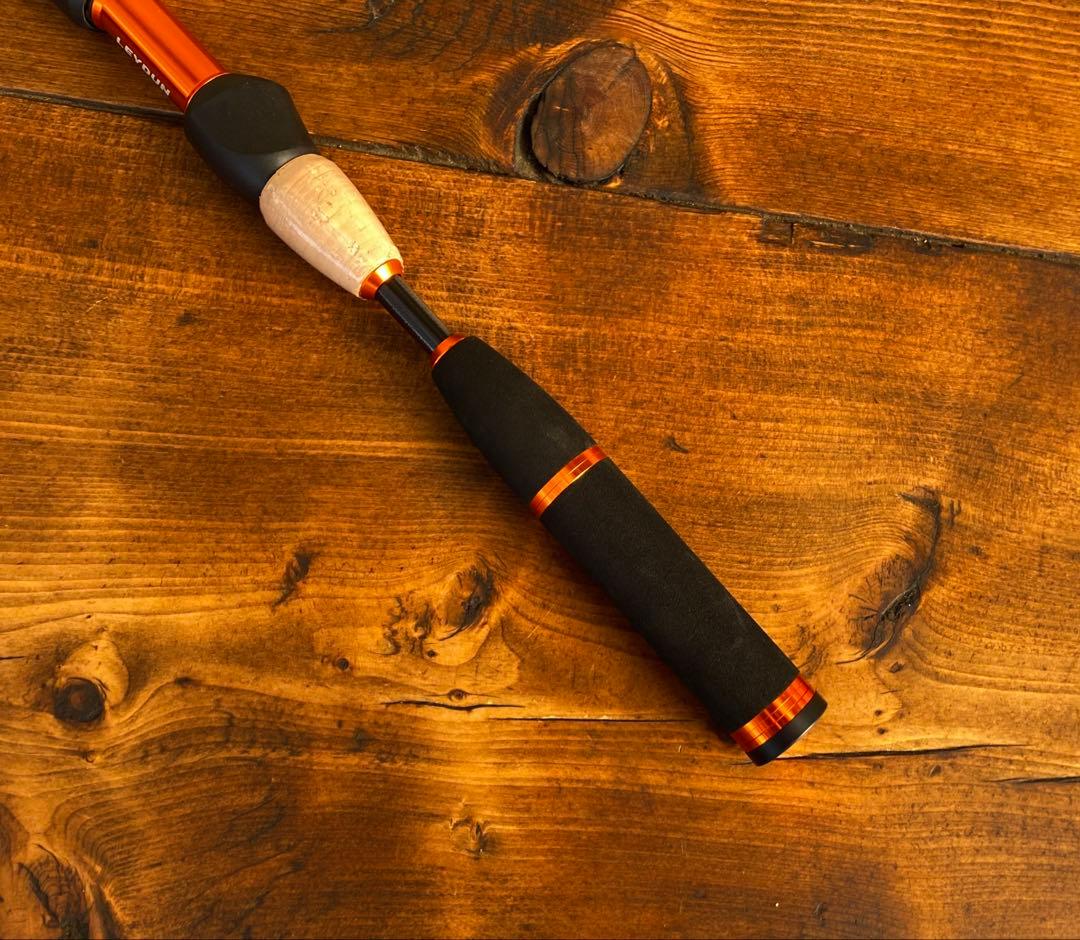 超軽量　カーボンロッド　8ピース　パックロッド　バスロッド　トラベルロッド　渓流