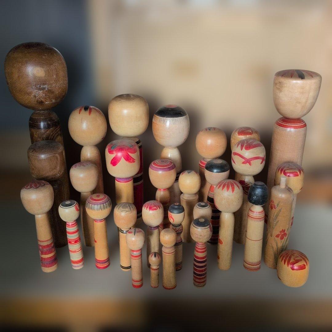 伝統的なこけし人形セット　約29体