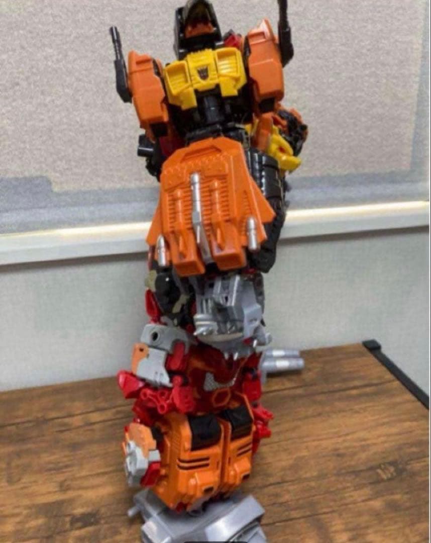 非正規 トランスフォーマー プレダキング風　巨大サイズ