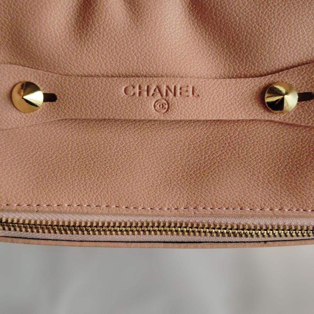 シャネル　ノベルティ　バニティポーチ　コスメポーチ