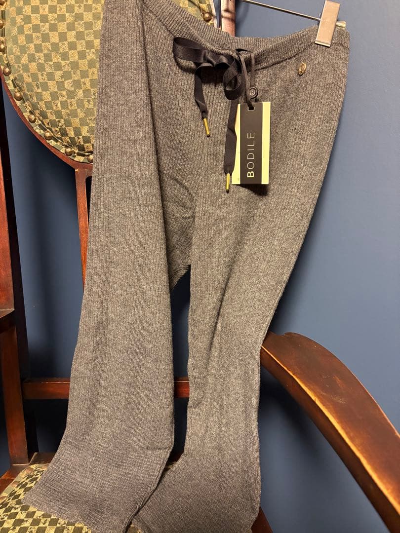 新品ボディール バレエ ウォームアップウェア グレー