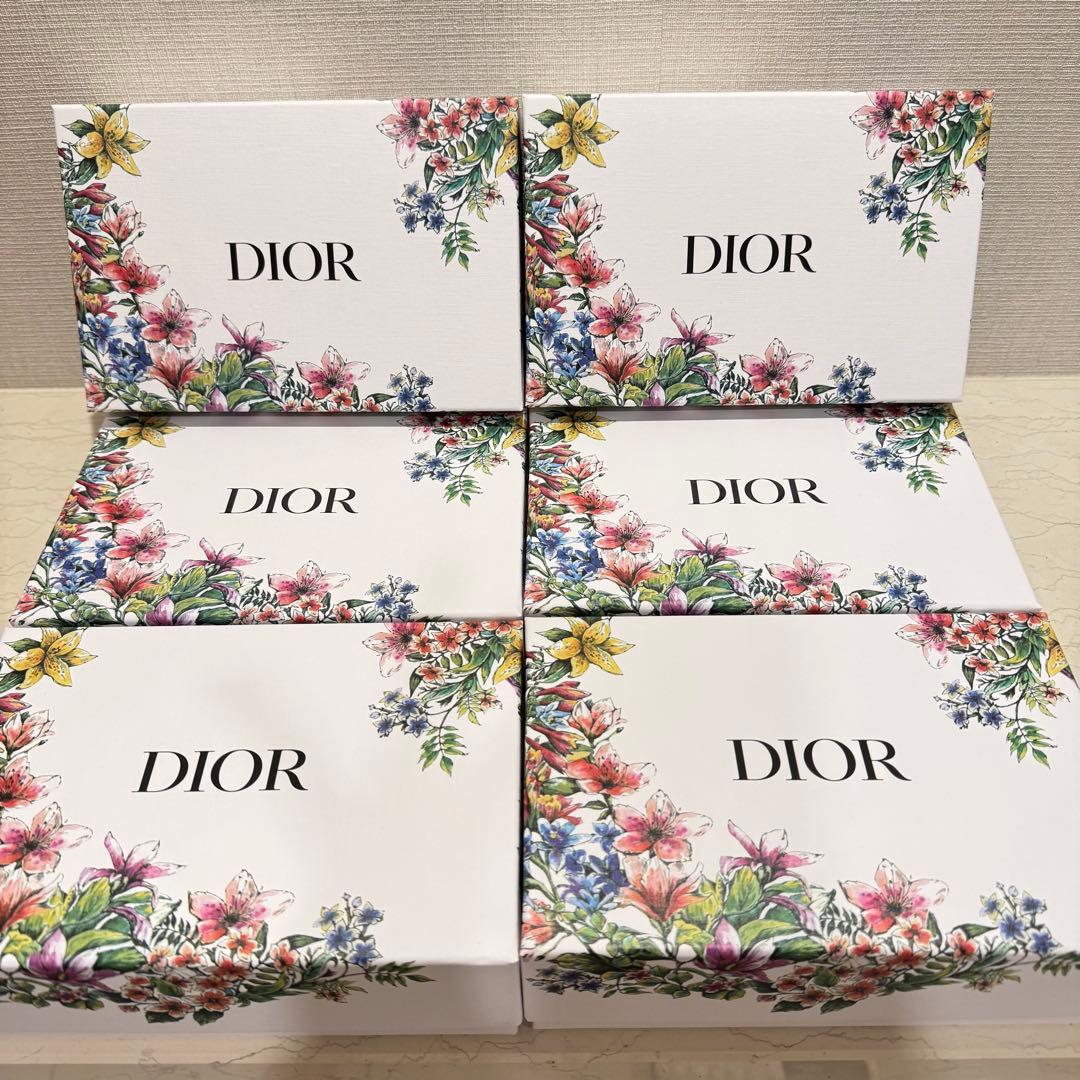 【Miss apple】DIOR 花柄 ギフトBOXetc