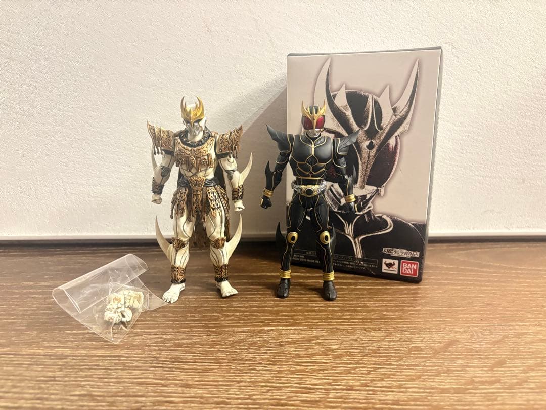 真骨彫　仮面ライダークウガ アルティメットフォーム　ン・ダグバ・ゼバ　セット
