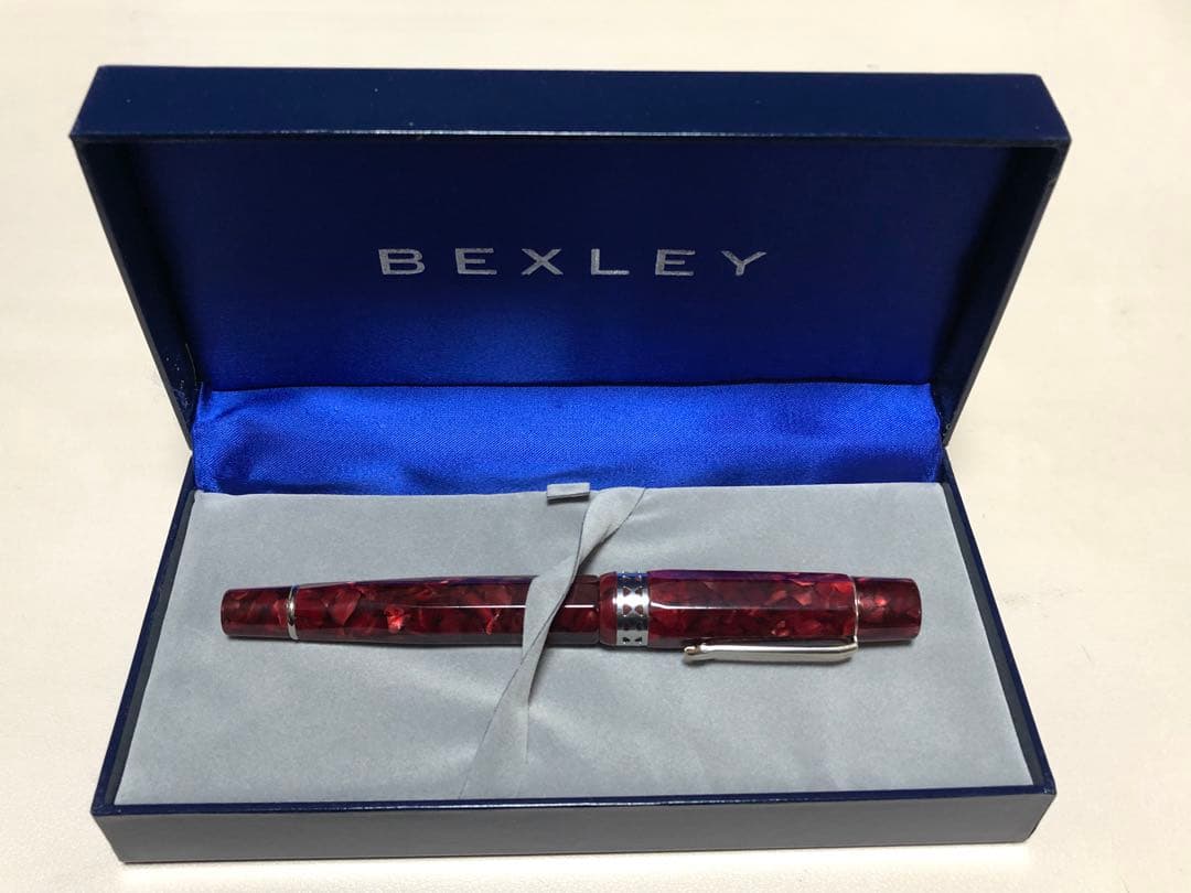 BEXLEY 赤 万年筆 専用ケース付き