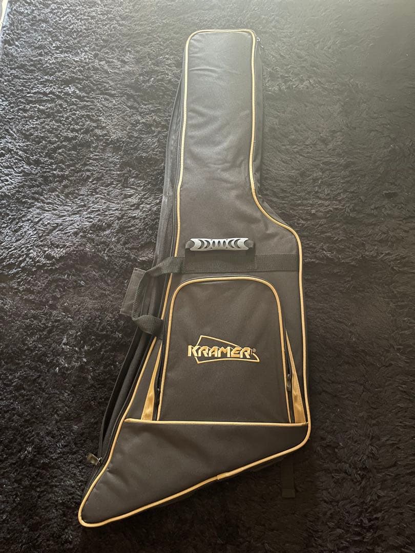 KRAMER Tracii Guns Gunstarランダムスター？