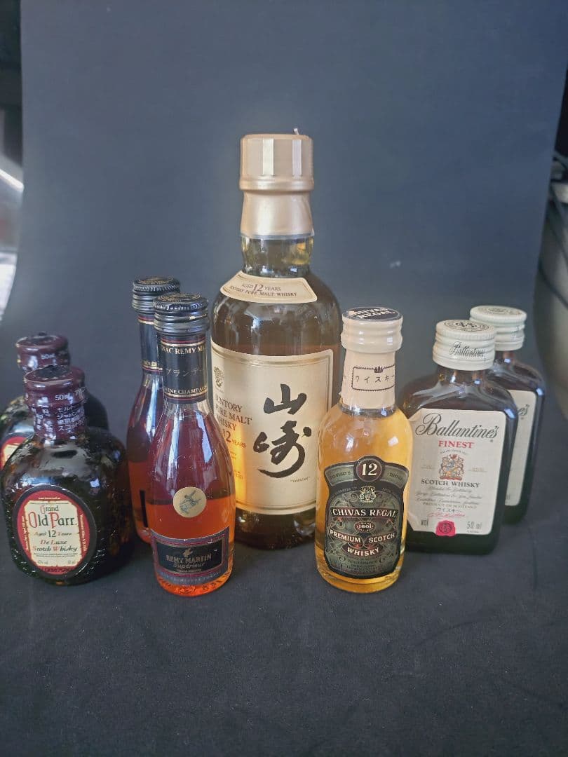 ミニボトル洋酒4種7本と山崎12年180ml 1本