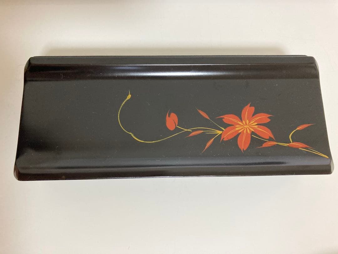 浄法寺塗　うるみ工房　漆器の茶筒1、急須台１、おしぼり入れ５、茶托５のセット