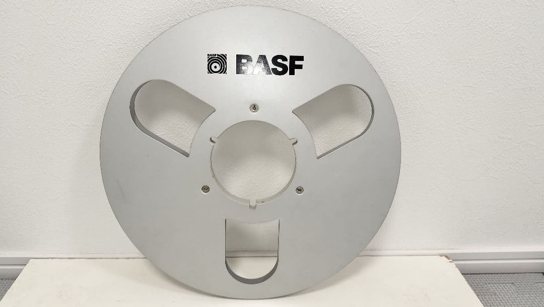 内田有紀 直筆サイン入りオープンリール