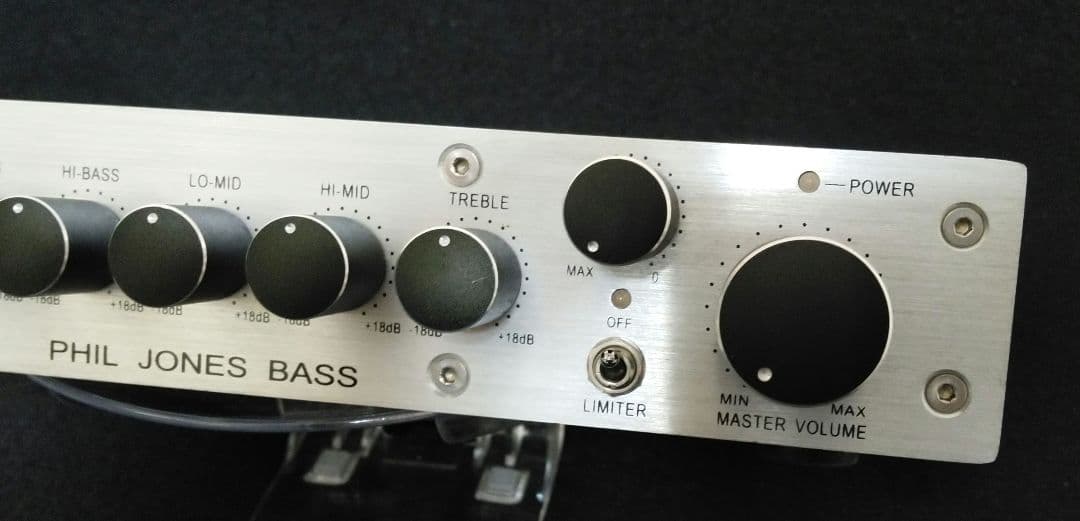 ベース PHIL JONES BASS D-200