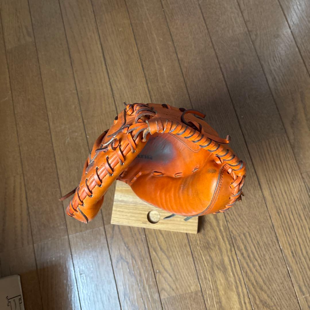 希少　ミズノ　軟式　左用キャッチャーミット　オレンジ