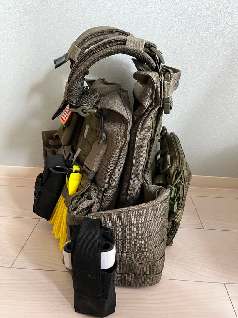 防弾チョッキ プレート実物