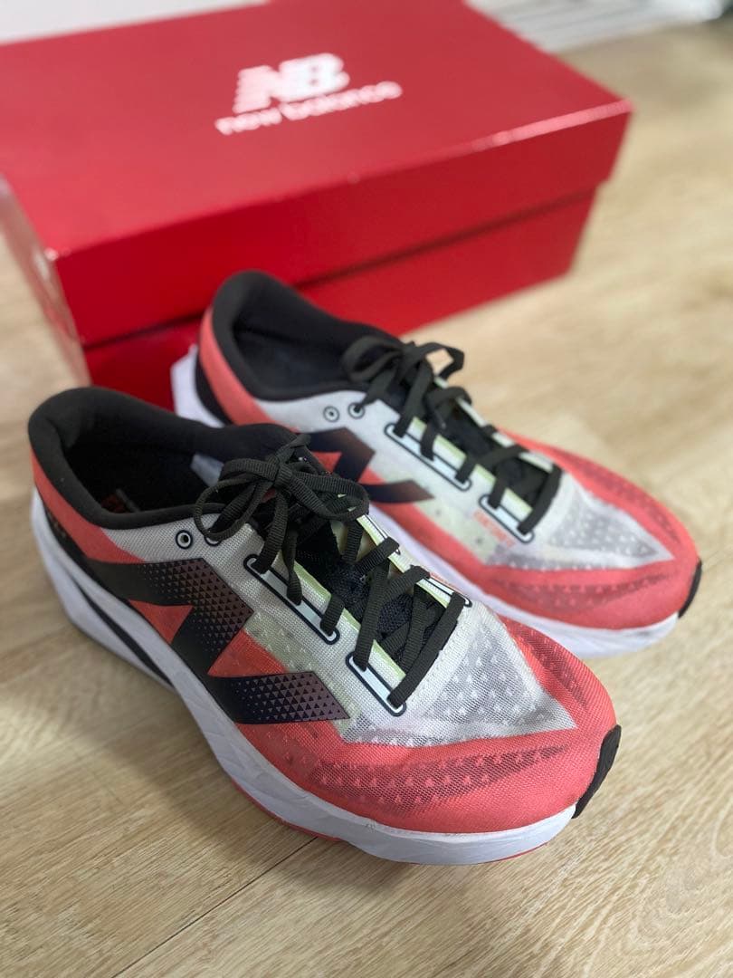 New Balance FuelCell Rebel v4フューエルセル レベル