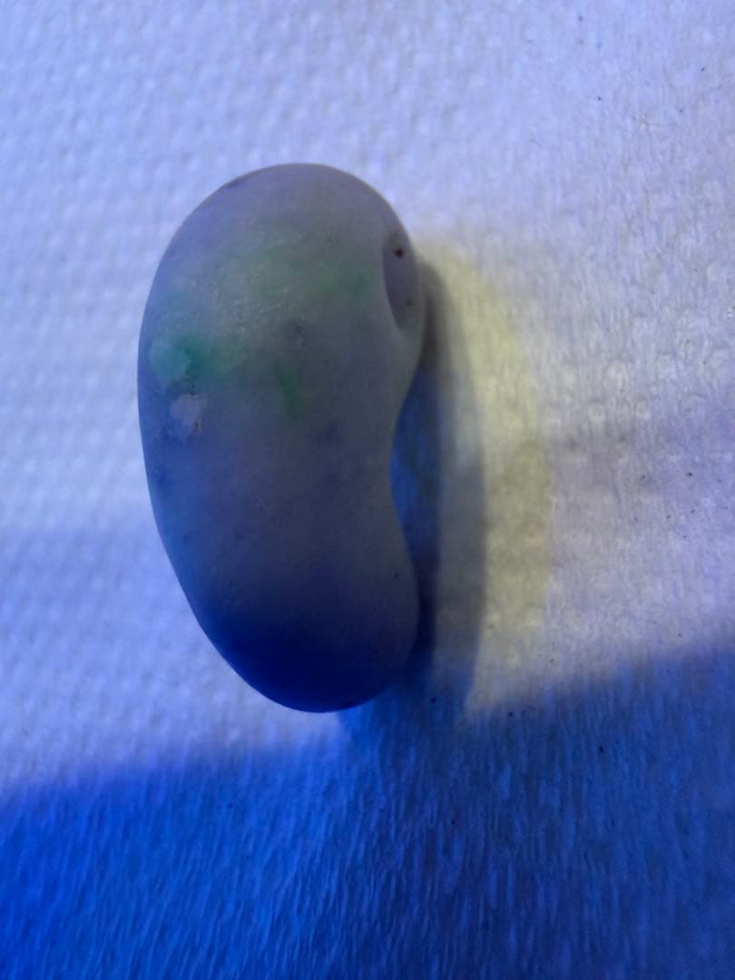 見事な素晴らしい透光性‼️糸魚川ラベンダー翡翠‼️希少‼️送料無料‼️破格出品‼️