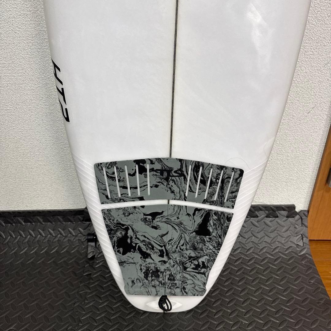 ショートボード　5.10 HT2