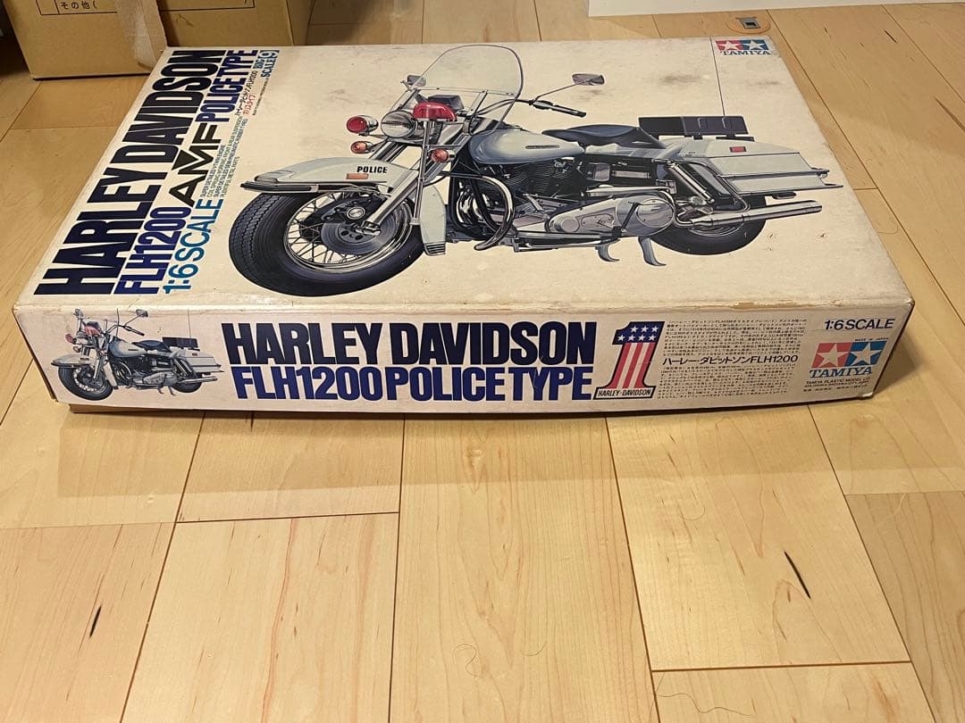 【新品★未組立】タミヤ 1/6ハーレーダビッドソン FLH1200AMFポリス