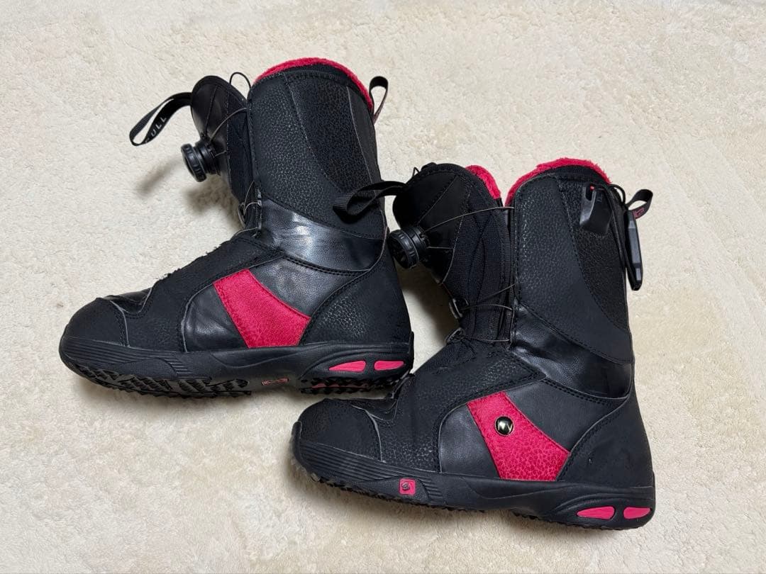 スノーボードブーツ SALOMON IVY BOA ブラック/ピンク