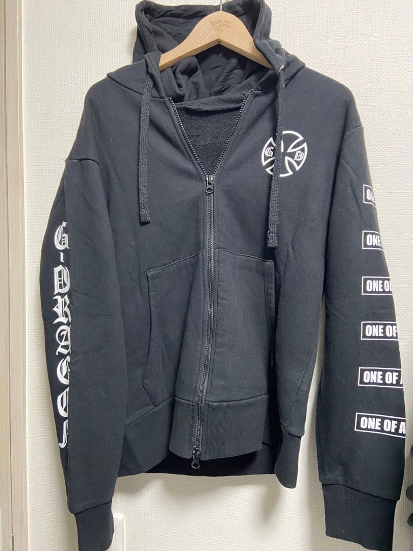 ★G-DRAGON 2013 WORLD TOUR ジップアップフーディパーカー