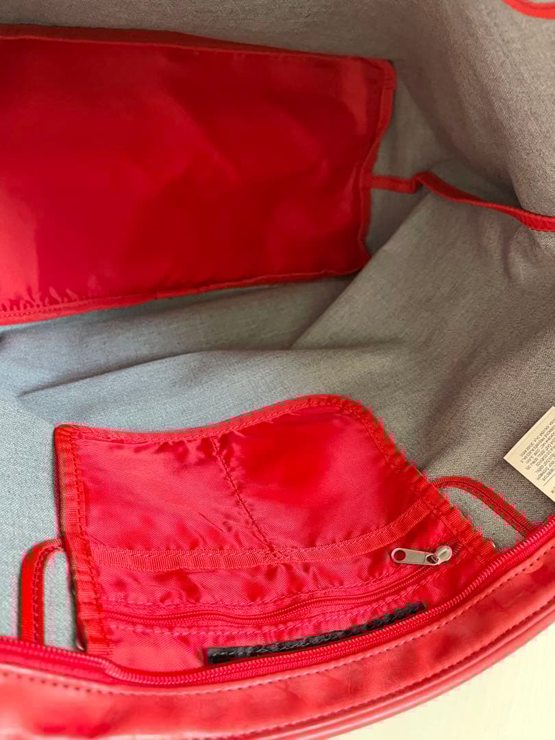 新品　未開封　日本未入荷Nikeジム、デイリーバック　24Lお値下げしました