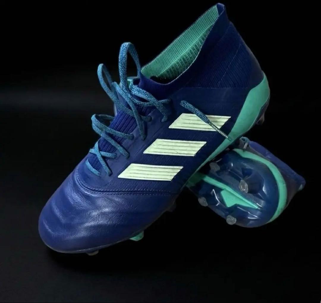 adidasサッカースパイク プレデター18.1 FG/AG LE レザーモデル